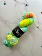 Cargar imagen en el visor de la galería, GLAM SOCK MERINO TEJERITAS