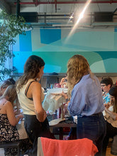 Cargar imagen en el visor de la galería, Clase: INTARSIA CON AIMÉE GILLE