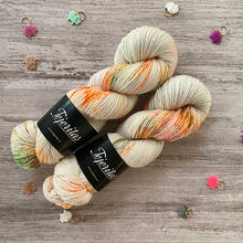 Cargar imagen en el visor de la galería, GLAM SOCK MERINO TEJERITAS