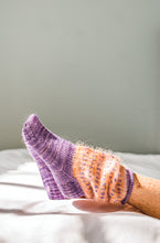 Cargar imagen en el visor de la galería, REVISTA POMPOM VERANO 2022 - 41