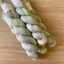 Cargar imagen en el visor de la galería, LBA Merino Super Sock