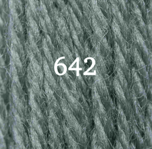 Cargar imagen en el visor de la galería, LANA TAPICERIA 10M