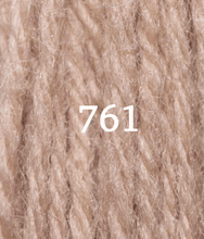 Cargar imagen en el visor de la galería, LANA TAPICERIA 10M