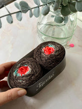 Cargar imagen en el visor de la galería, MERINO SOCK FINGERING TWIN CAKES TEJERITAS
