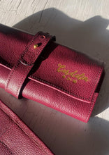 Cargar imagen en el visor de la galería, ESTUCHE ORGANIZADOR 100% CUERO
