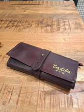 Cargar imagen en el visor de la galería, ESTUCHE ORGANIZADOR 100% CUERO
