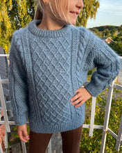 Cargar imagen en el visor de la galería, Patrón Moby sweater mini
